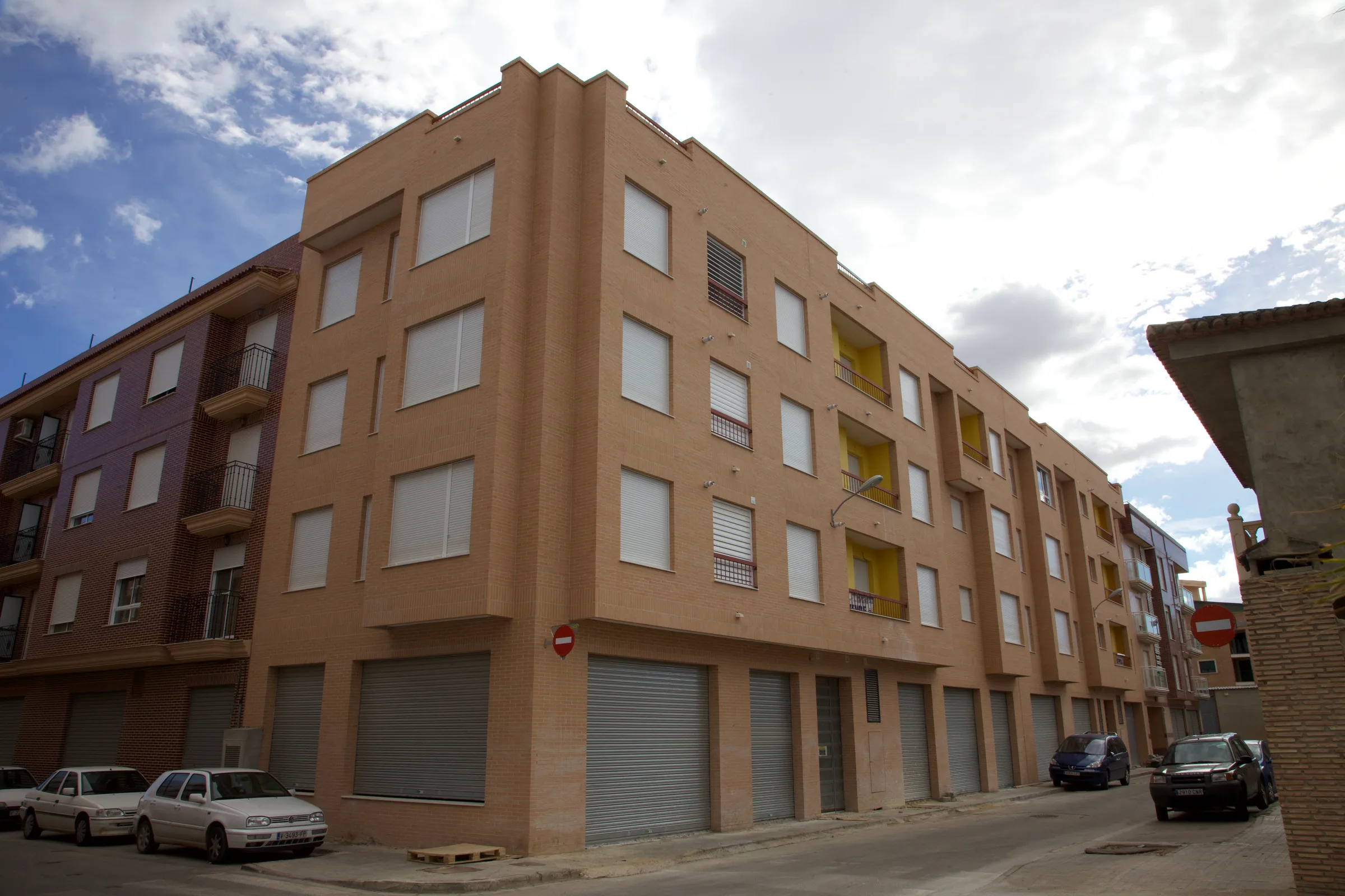 Edificio de 18 viviendas en Villamarchante