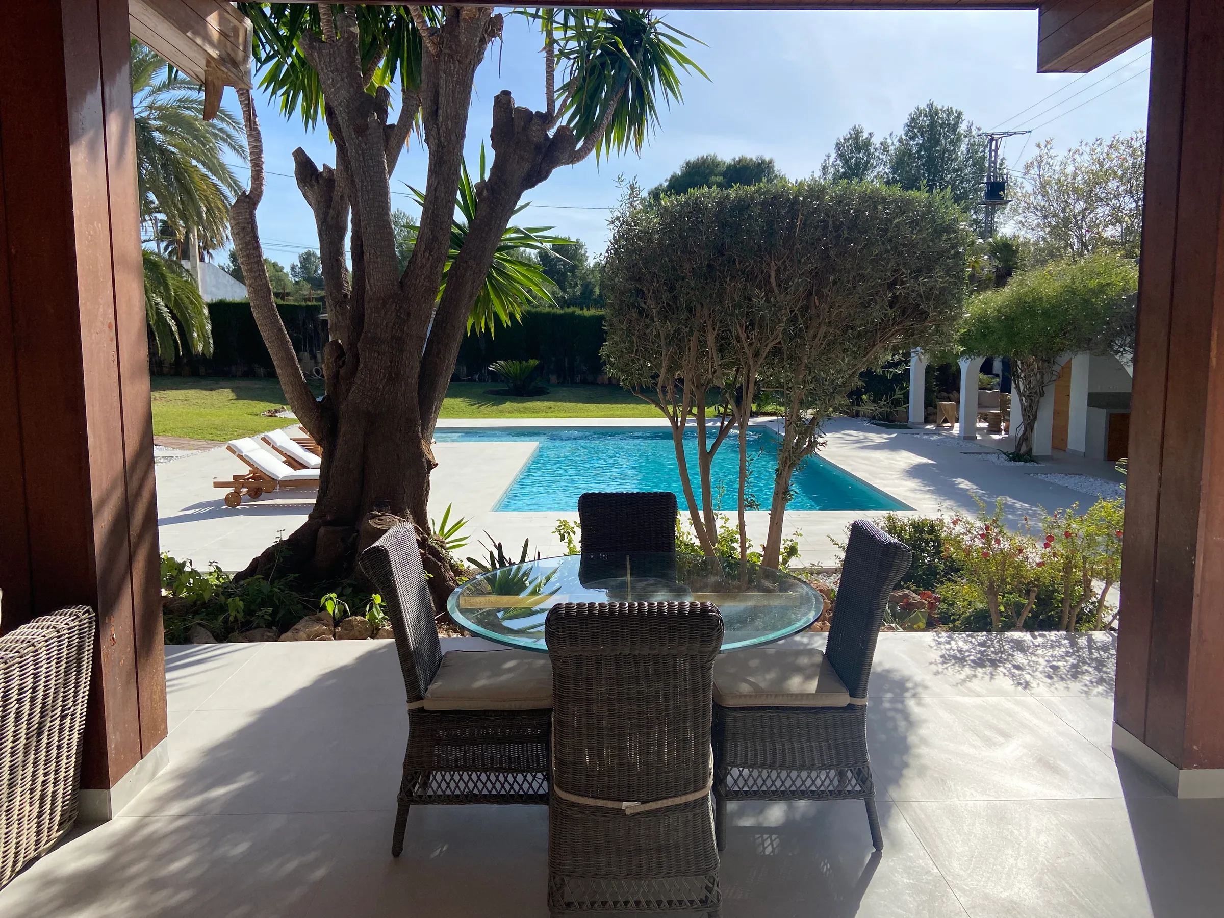 Segunda terraza concebida como rincón de descanso