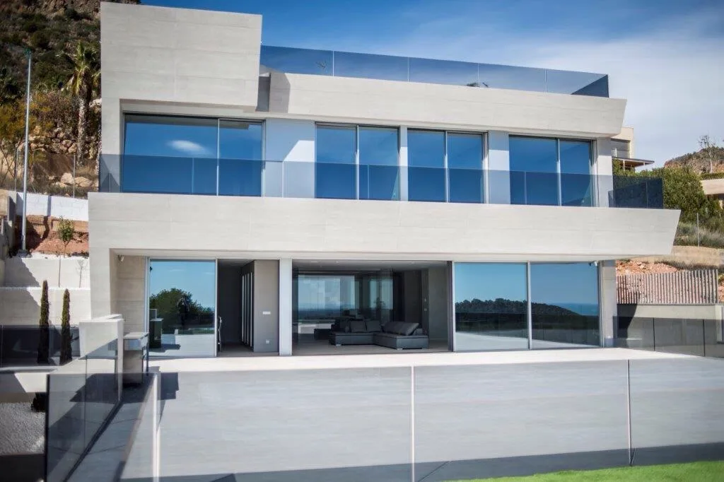 Vivienda unifamiliar en Los Monasterios, fachada principal